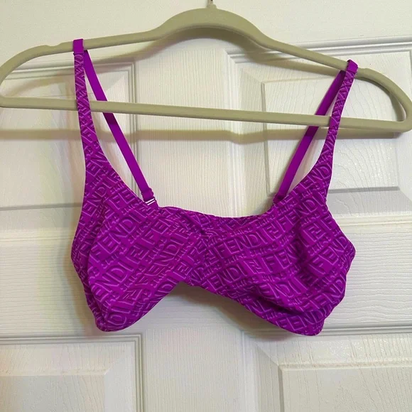 Skims x Fendi - Picture 1 of 1